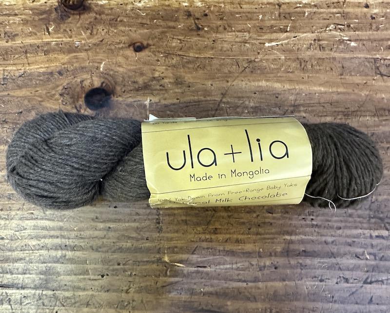 Ula + Lia Yak DK